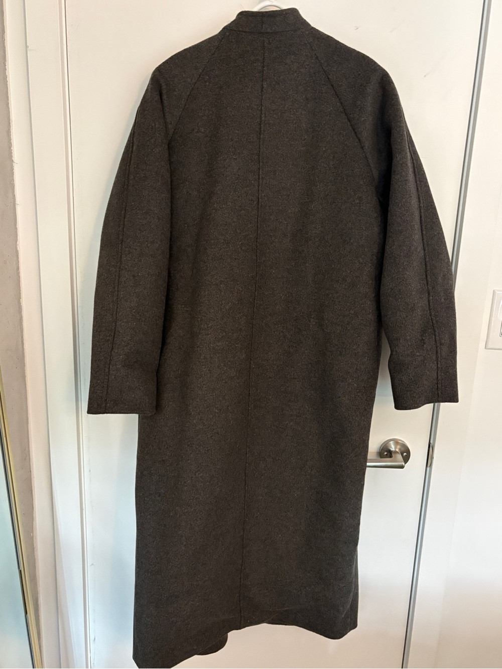 Toteme Bergerac Wool Coat - Picture 6 of 8